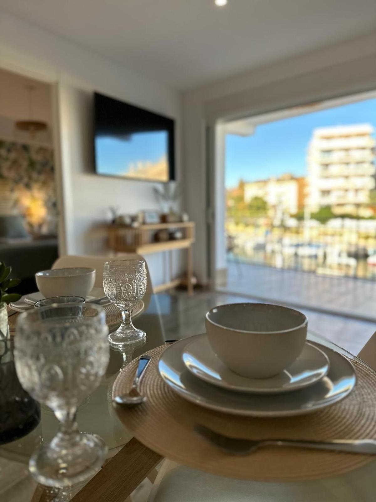 Waterfront 3 Bed Apartment, 90M From The Beach Platja de Larenal Экстерьер фото