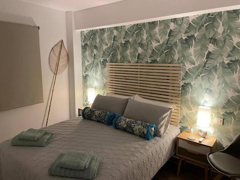 Waterfront 3 Bed Apartment, 90M From The Beach Platja de Larenal Экстерьер фото